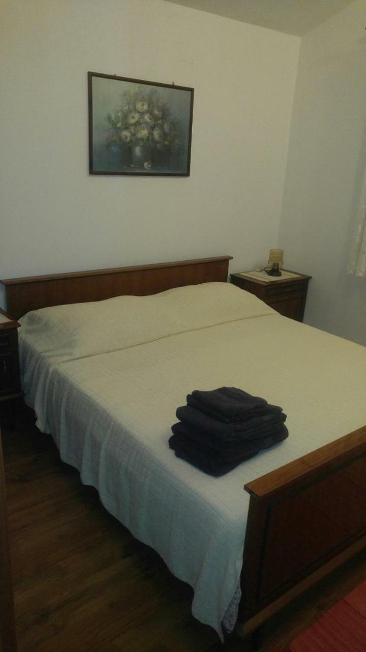 Apartment Zita With 1 Bedroom In Relaxing Surroundings Near Umag Exterior foto