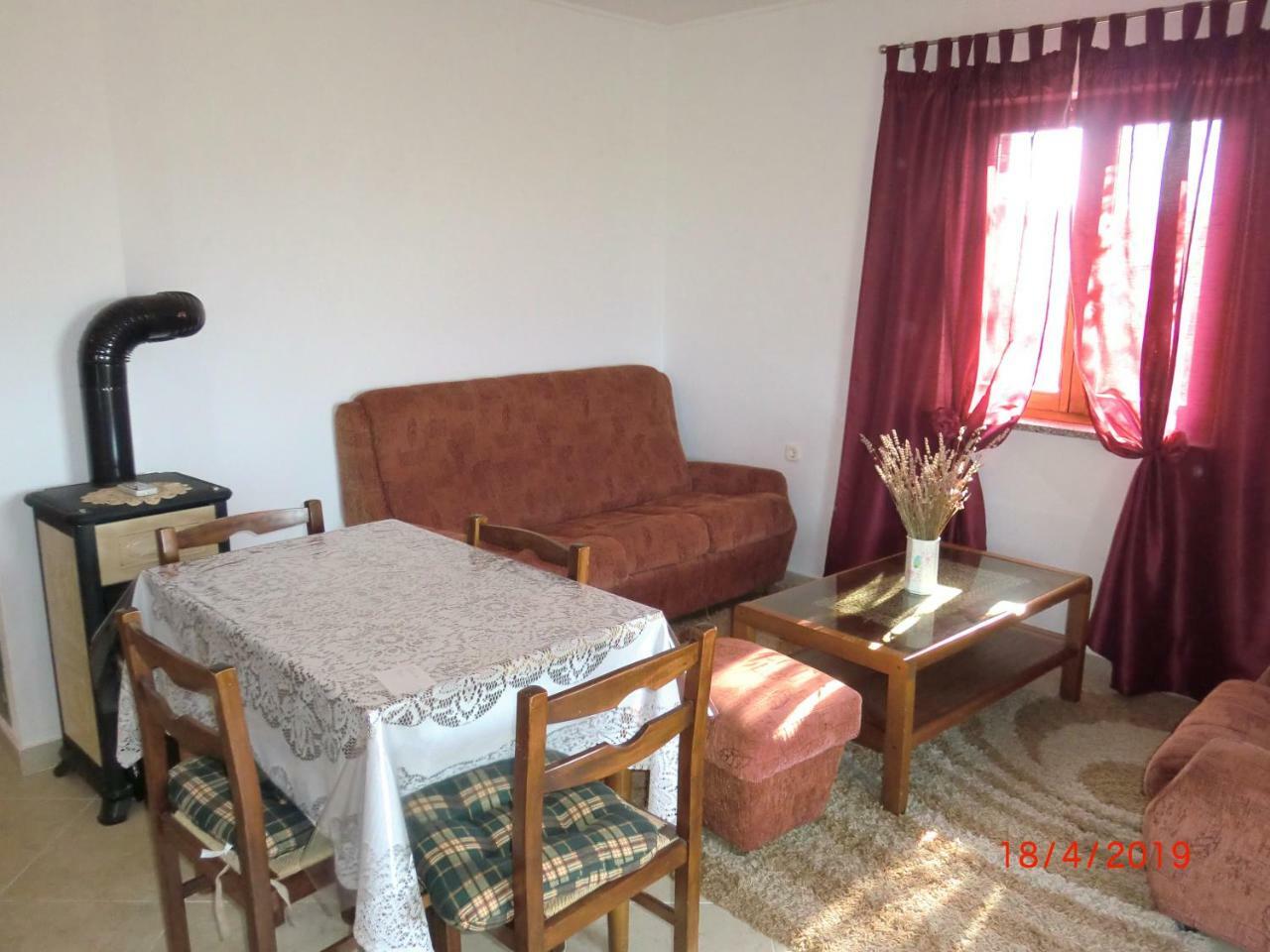 Apartment Zita With 1 Bedroom In Relaxing Surroundings Near Umag Exterior foto